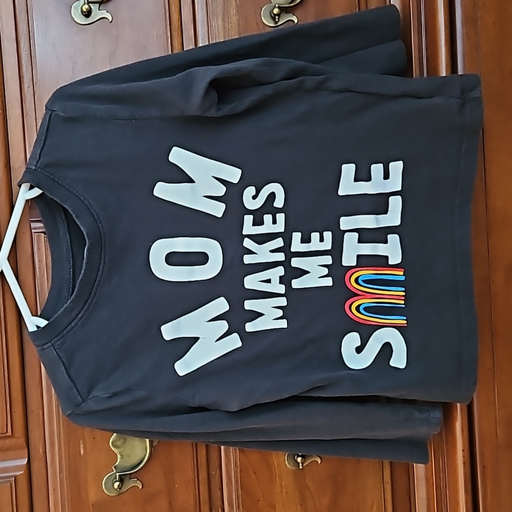 Mom Makes Me Smile Long Sleeve Shirt